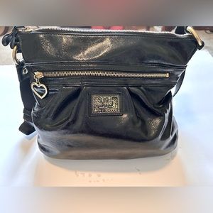 Coach Woman Vintage Poppy Black Patent Handbag Crossbody